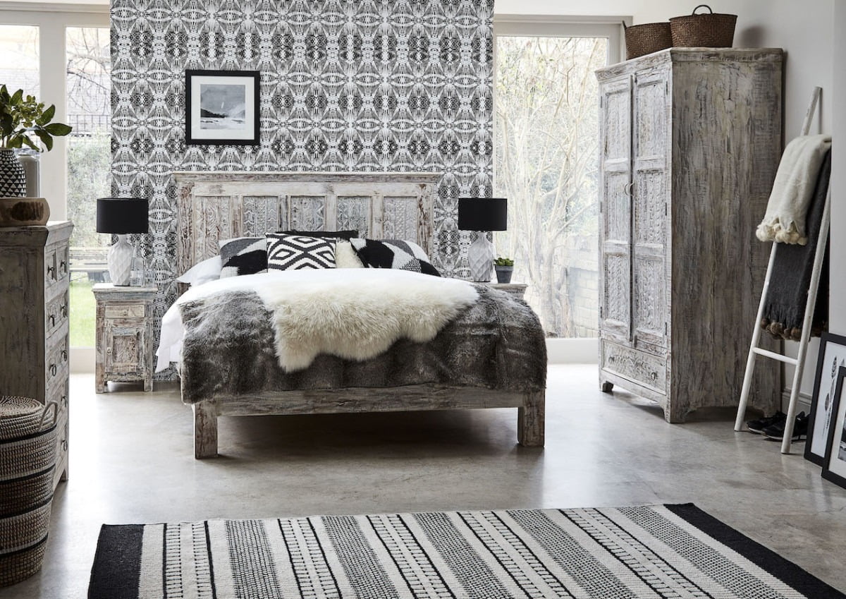 Ultimate style guide to adding Persian and Oriental rugs to your home yet keep it fresh and modern by Interior Stylist Maxine Brady from WeLoveHomeBlog.