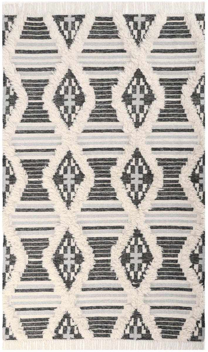 7 of the best boho rugs for under £200 by Interior Stylist + Design Blogger Maxine Brady from WeLoveHomeBlog