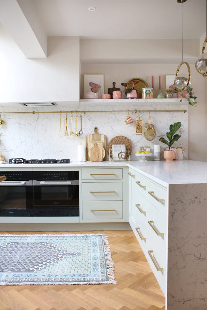 Kimberly Duran from award winning interiors blog - Swoon Worthy - dishes the dirt on design, blogging and her best ever Ikea hack.