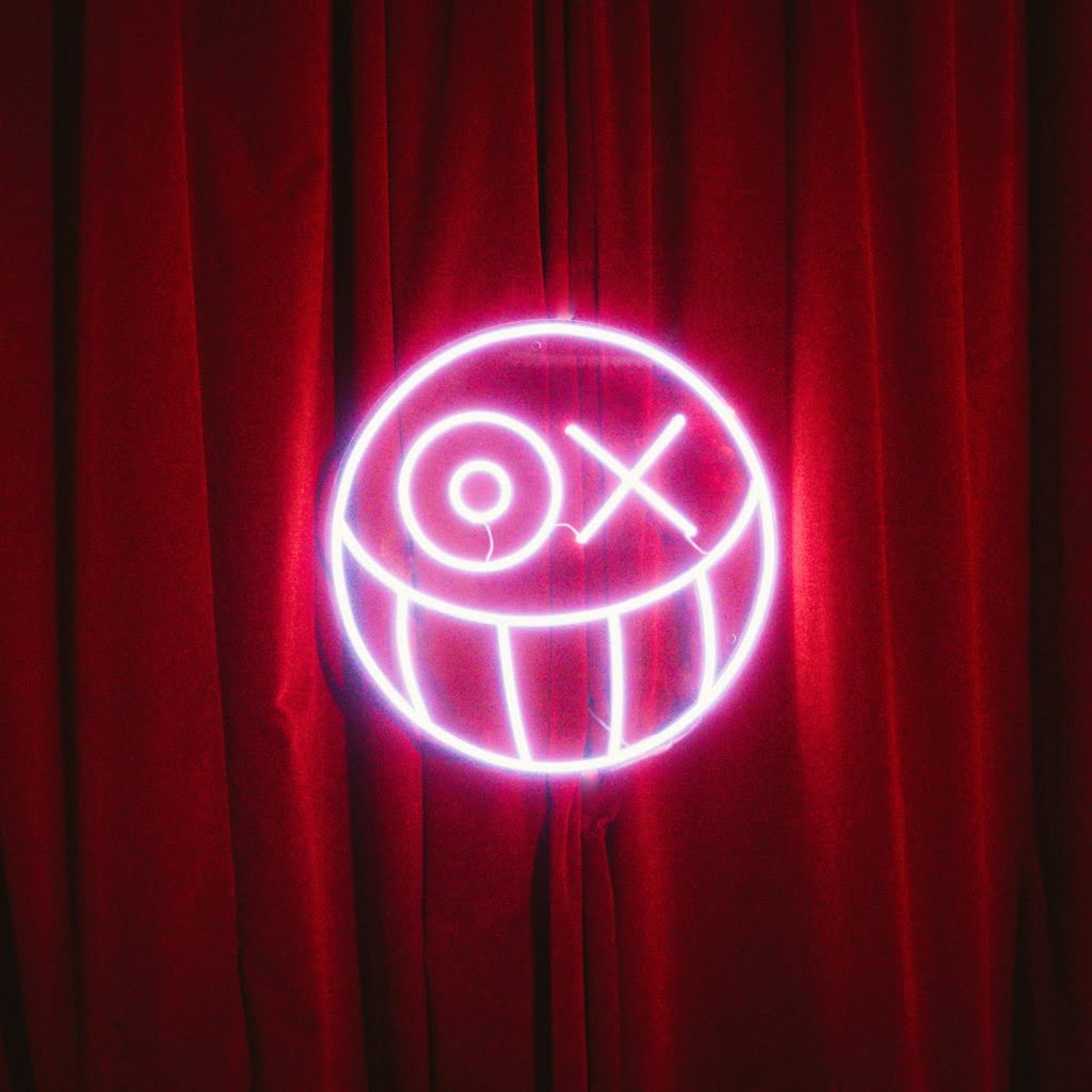 If you’re looking to give your home an edge, then check out these 10 neon signs which are glowing pieces of art. Click for my 10% discount discount code at neon store Yellowpop!
