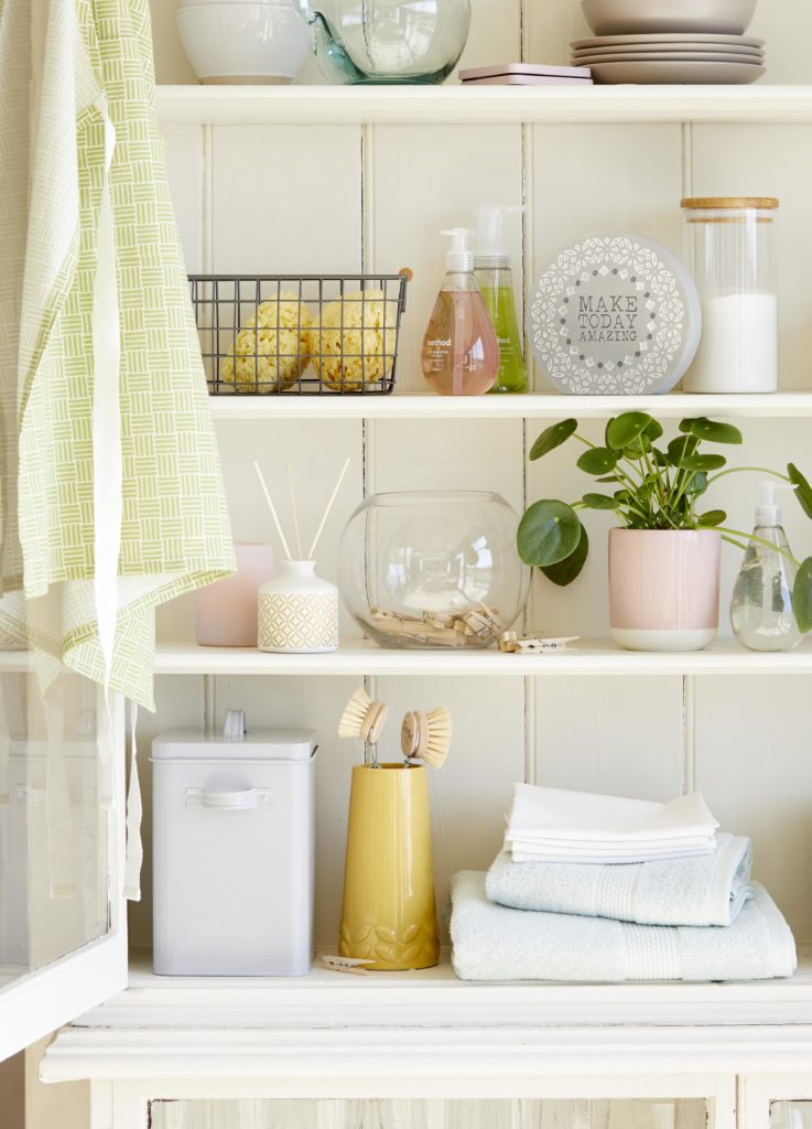 Having a clean and tidy home makes for a joyful space! Love that deep clean feeling at home but are short on time? Then you'll want to have Cleanzy on speed dial. This clever cleaning app is designed to give you a more harmonious home life. maxinebrady.com