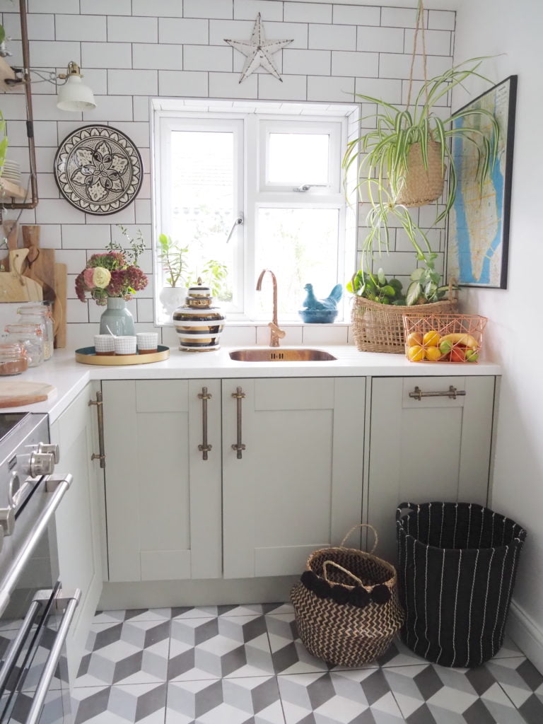 Lacking in kitchen space? Then it's time to invest in lots of clever kitchen storage ideas which will keep your home (and life) clutter free.
